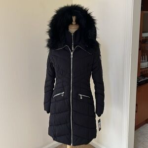 New! Guess small black double zippered puffer jacket.